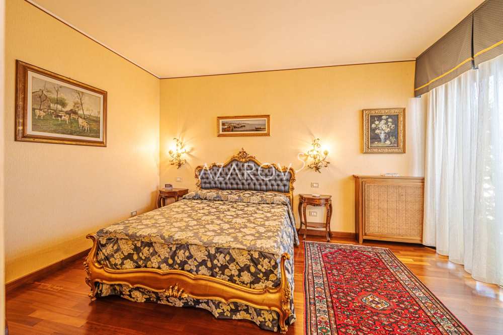 Luxe penthouse in Ventimiglia