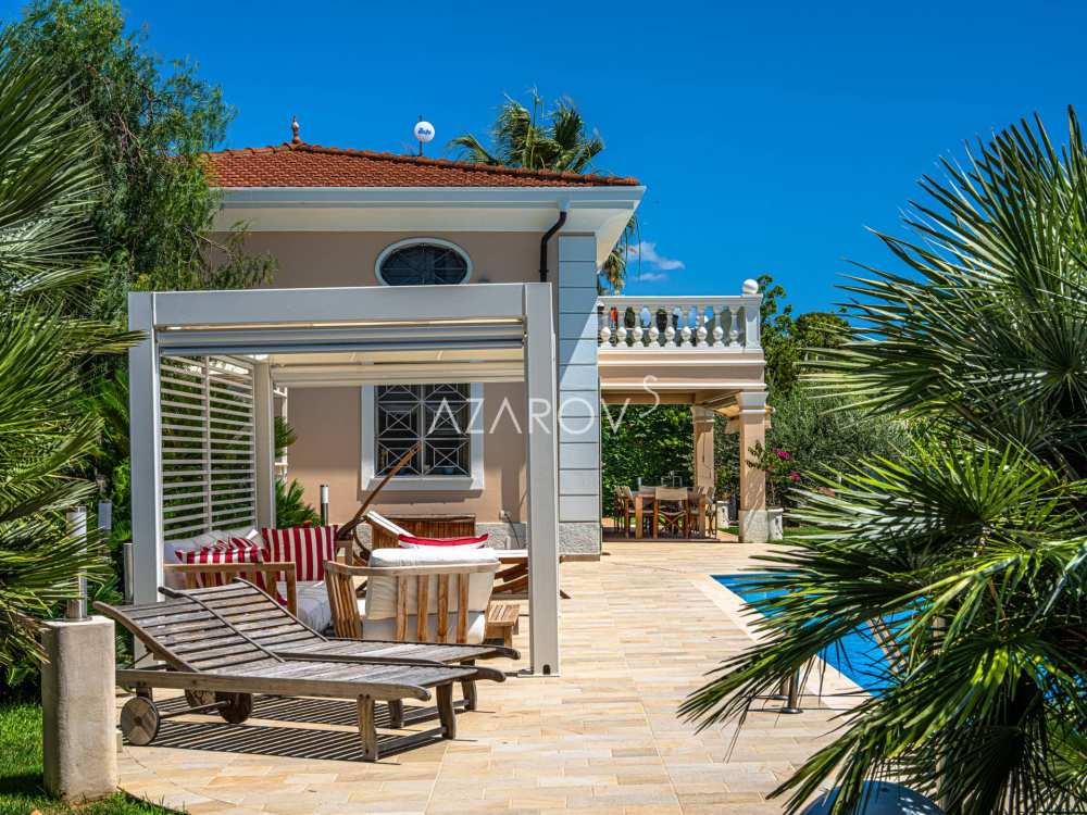Luxury villa 400 m2 in Sanremo