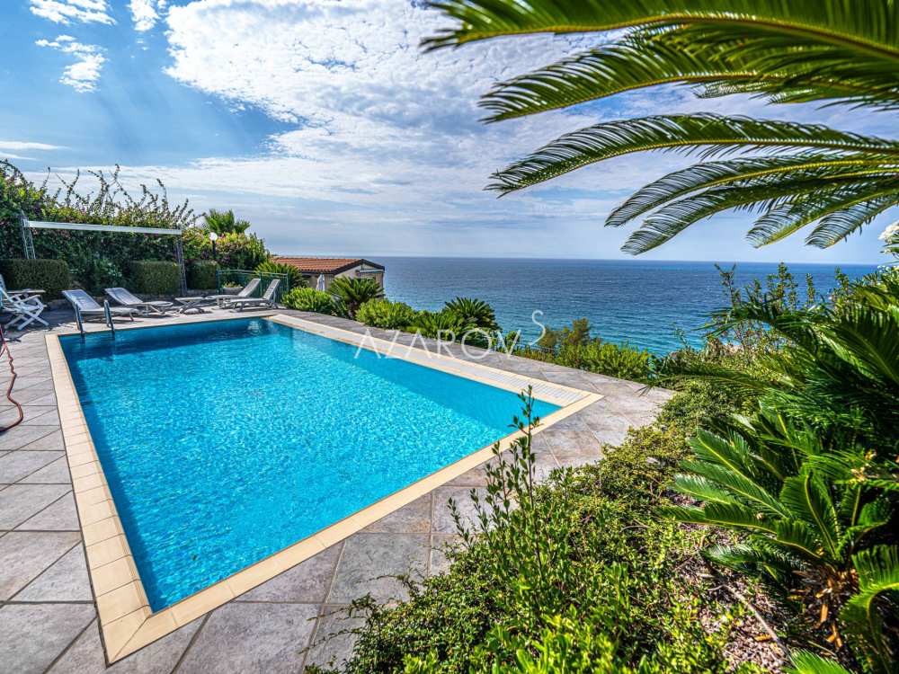 Villa te koop in Sanremo 180 m2