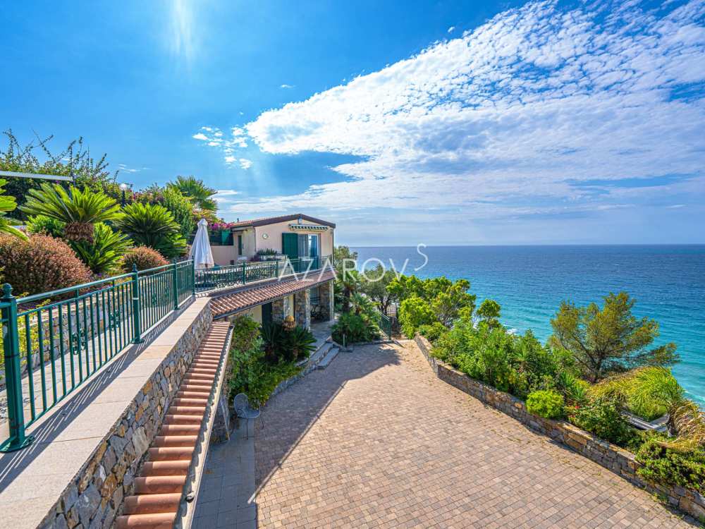 Villa til salg i Sanremo 180 m2
