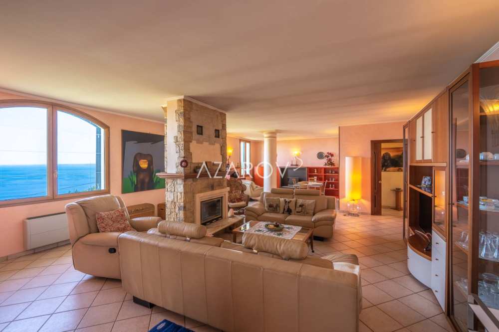 Villa i Sanremo 420 m2