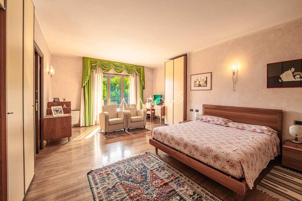 Villa i Sanremo 420 m2