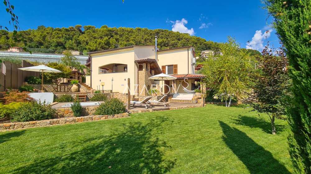 Villa for sale in Ventimiglia