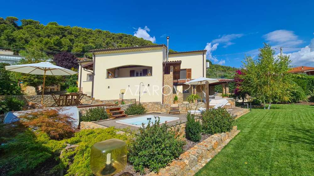 Villa til salg i Ventimiglia