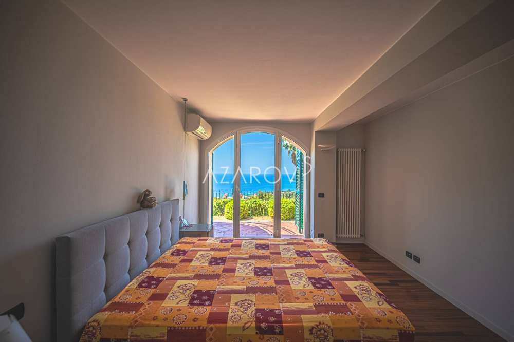 Villa in Andora mit Meerblick