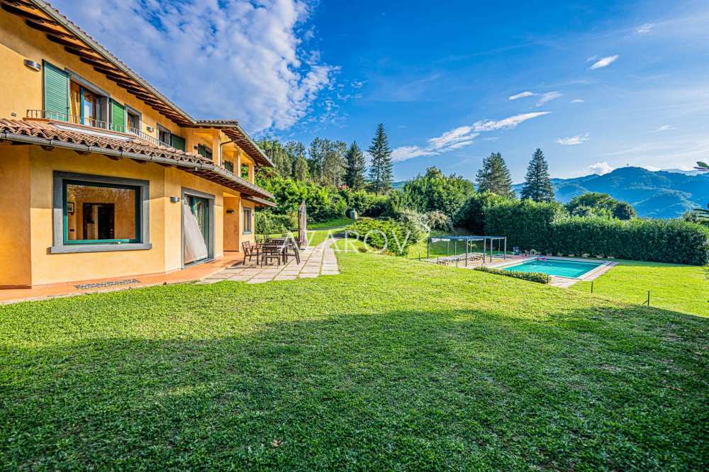 Villa 500 mq a Castelnuovo di Garfagnana