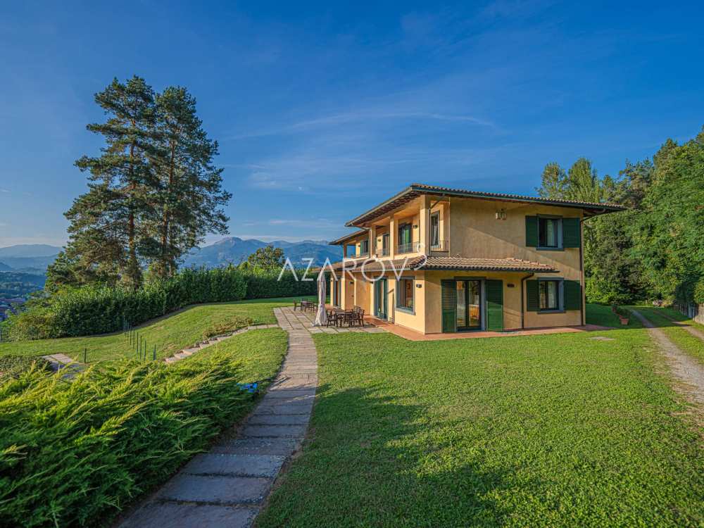 Villa 500 m2 i Castelnuovo di Garfagnana