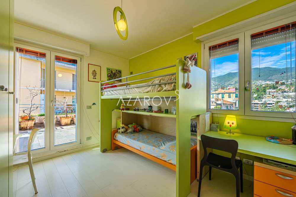 Na sprzedaż trzypokojowe mieszkanie w Sanremo