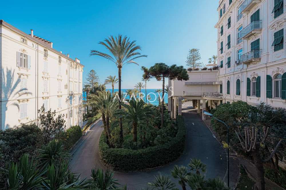 Luxury apartment in Sanremo by the sea
