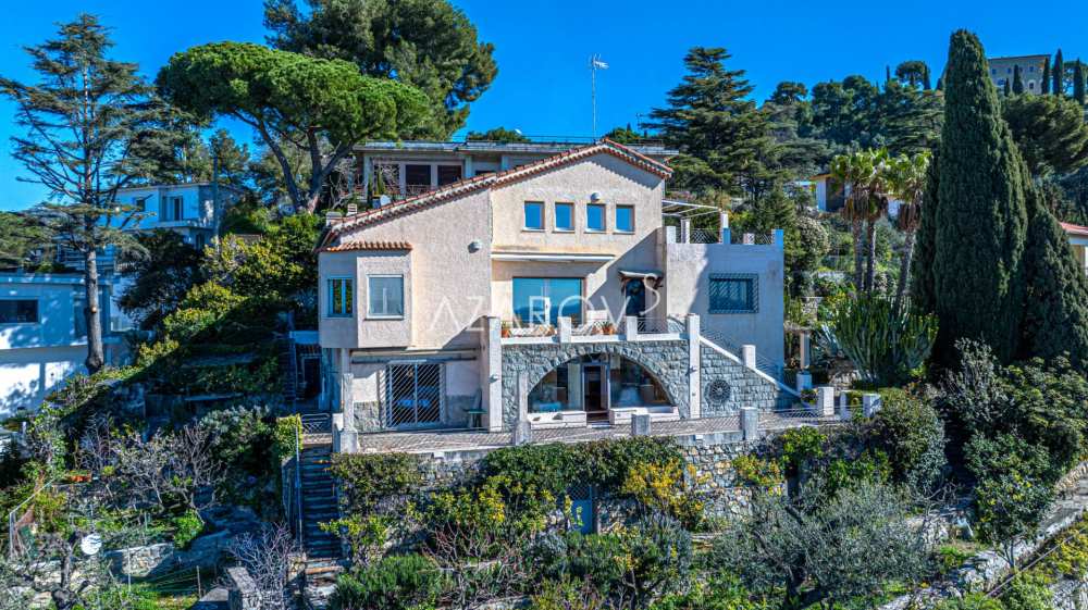 Villa in vendita a Bordighera 515 mq