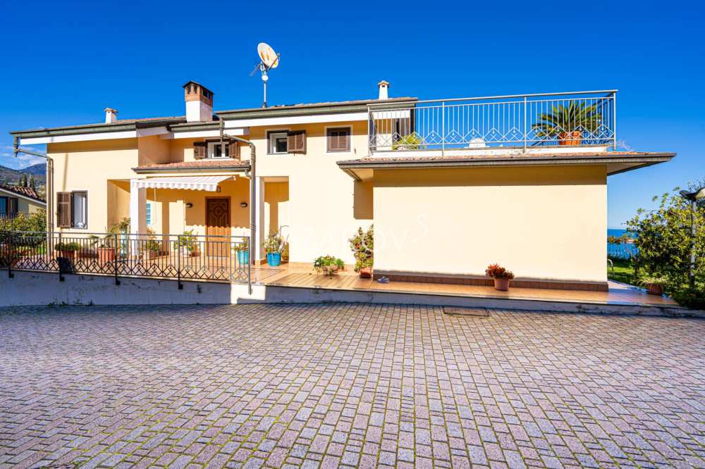 Villa te koop in San Remo
