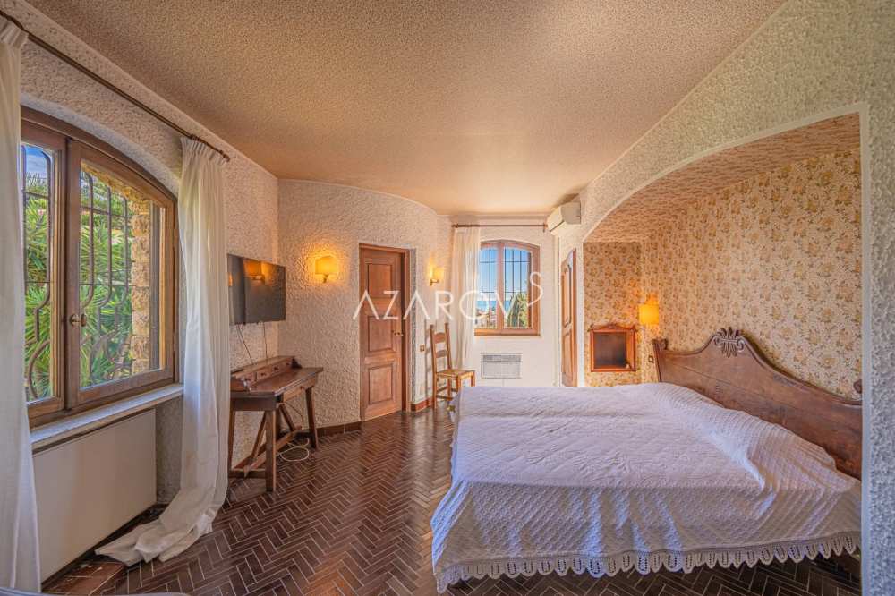 Villa zum Verkauf in Bordighera
