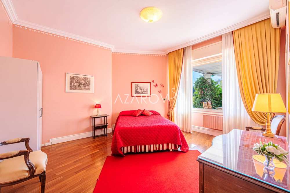 Appartement à vendre à Sanremo 240 m2