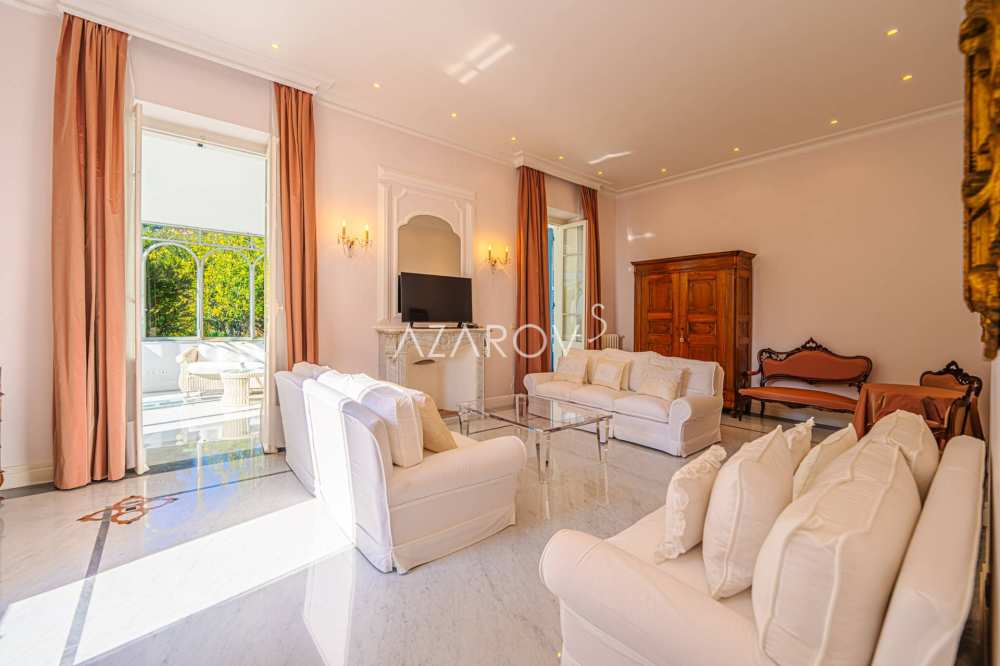 Villa for sale with pool in Ospedaletti