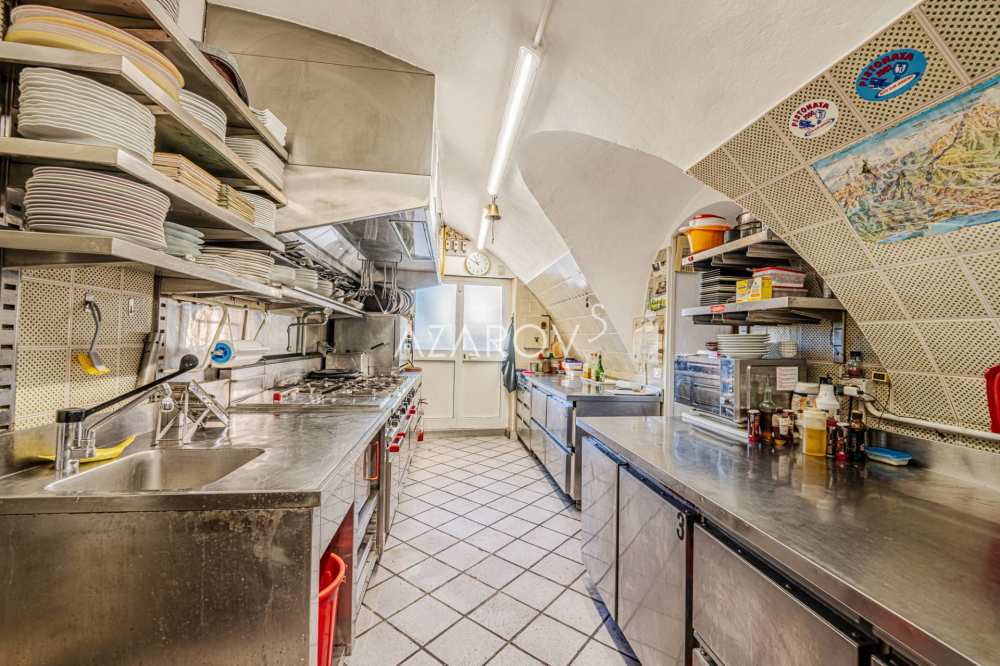 Restaurant for sale in Bordighera by the sea