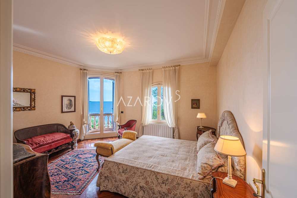 Villa al mare a Sanremo