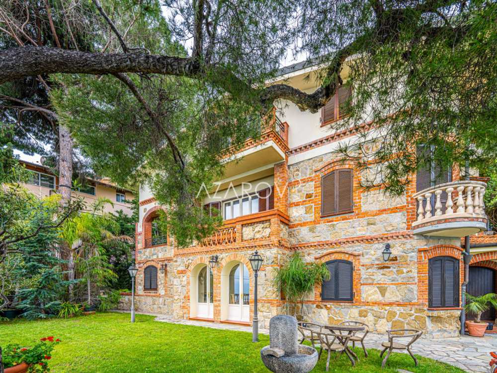 Villa al mare a Sanremo