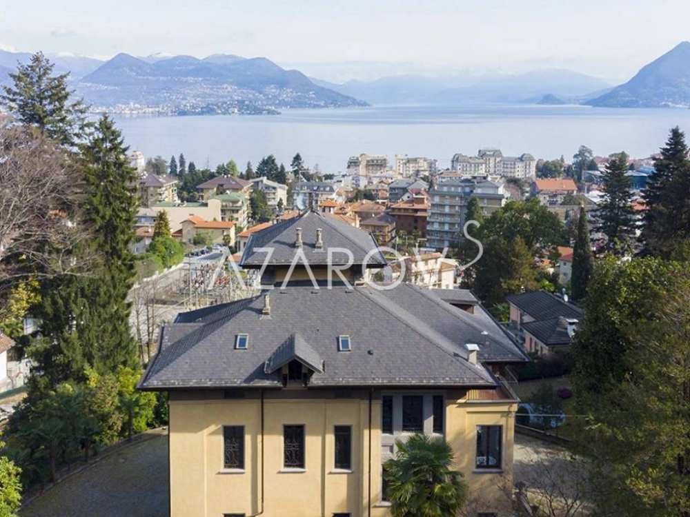 Luxury villa in Stresa
