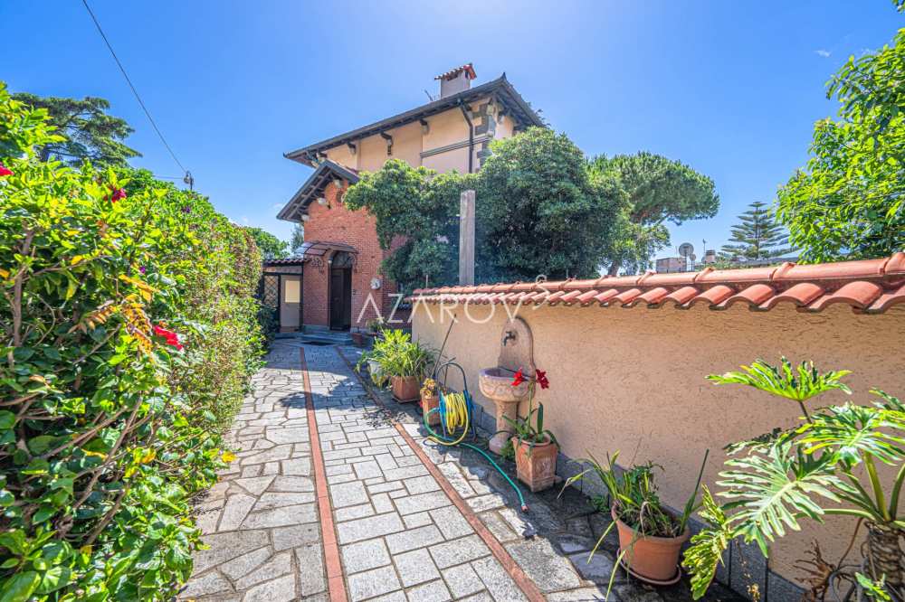 Villa til salgs i Sanremo