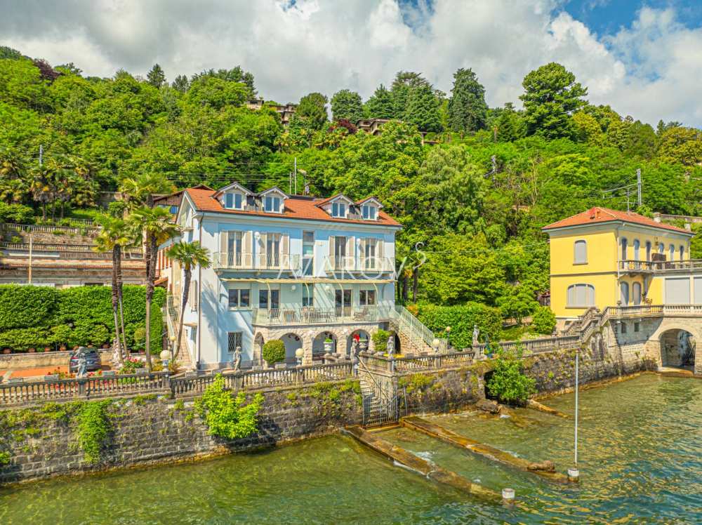 Villa te koop in Stresa aan de oever van het meer