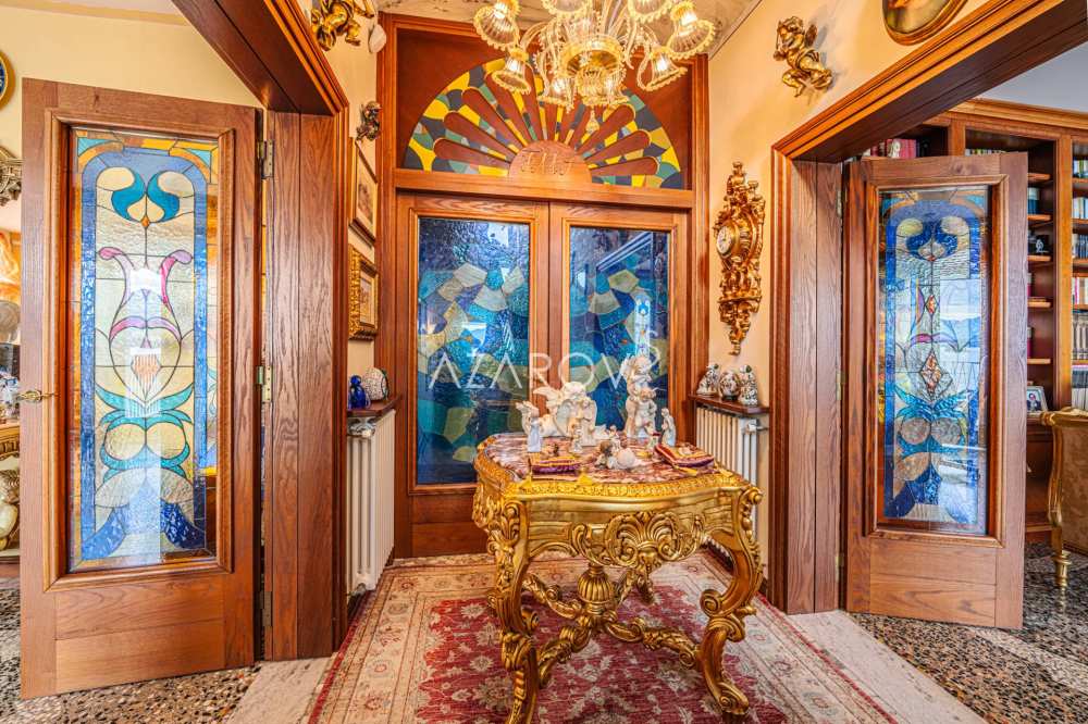 Villa en venta en Stresa a orillas del lago