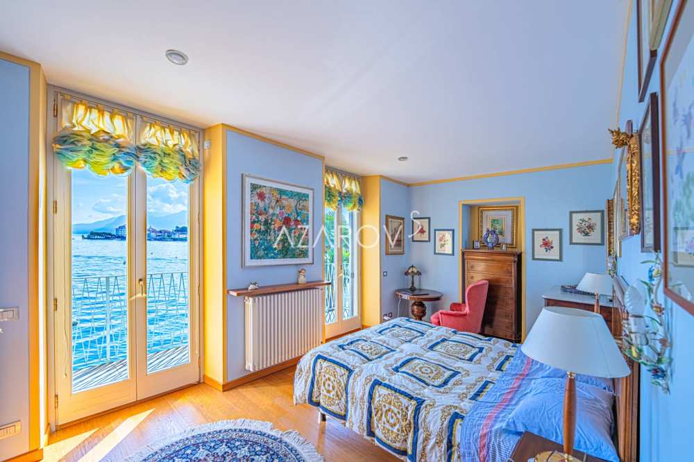 Villa te koop in Stresa aan de oever van het meer