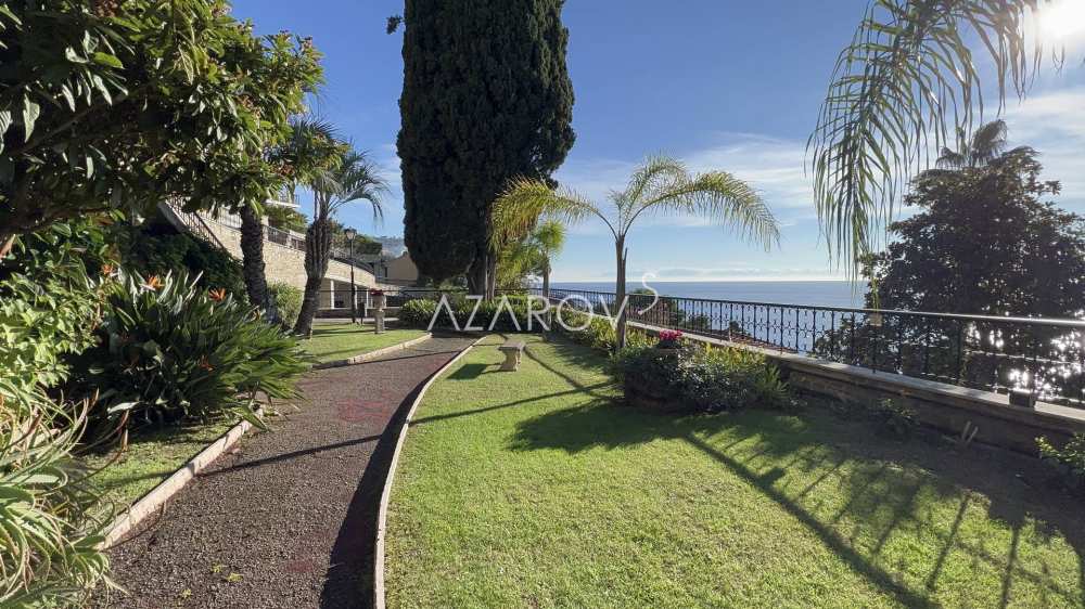 Apartamento con jardín junto al mar en Ospedaletti