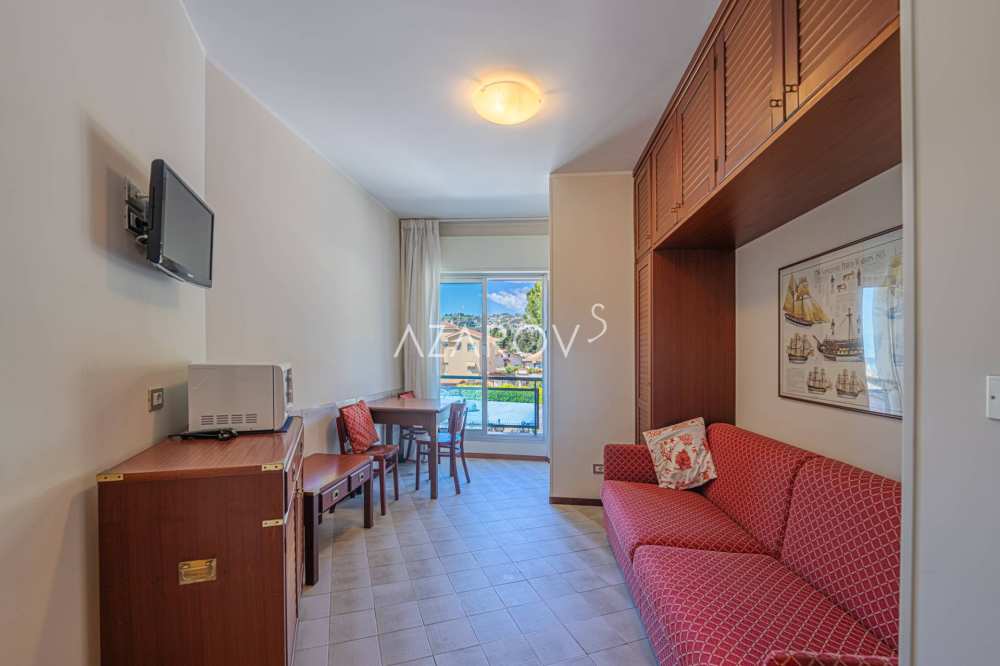 Apartamento de dois quartos em Sanremo