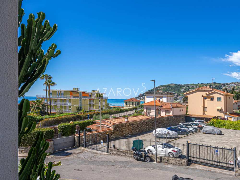 Wohnung in Sanremo 313 m2 am Meer