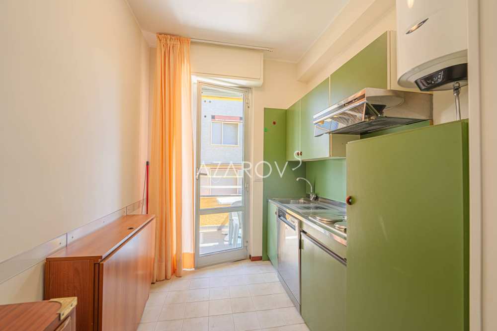 Apartment in Sanremo 313 m2 by the sea