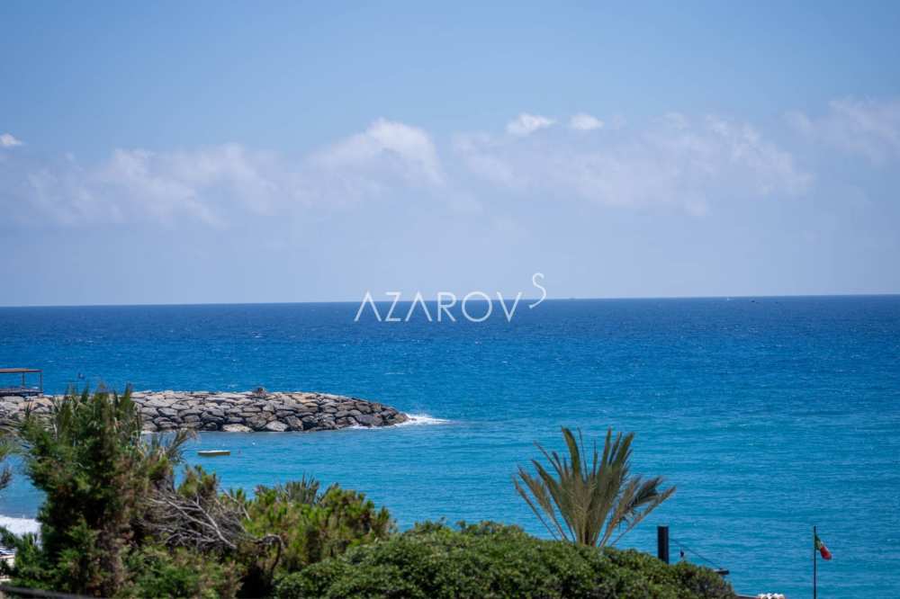 Διαμέρισμα με θέα στη θάλασσα στο Bordighera