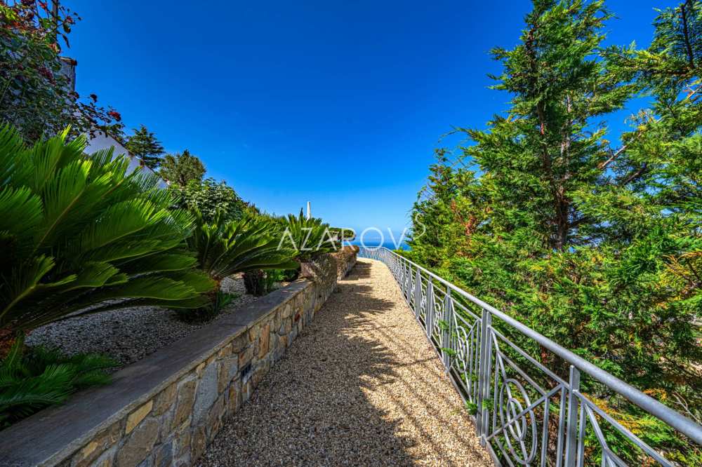 Villa in Bordighera mit Blick auf Monaco 