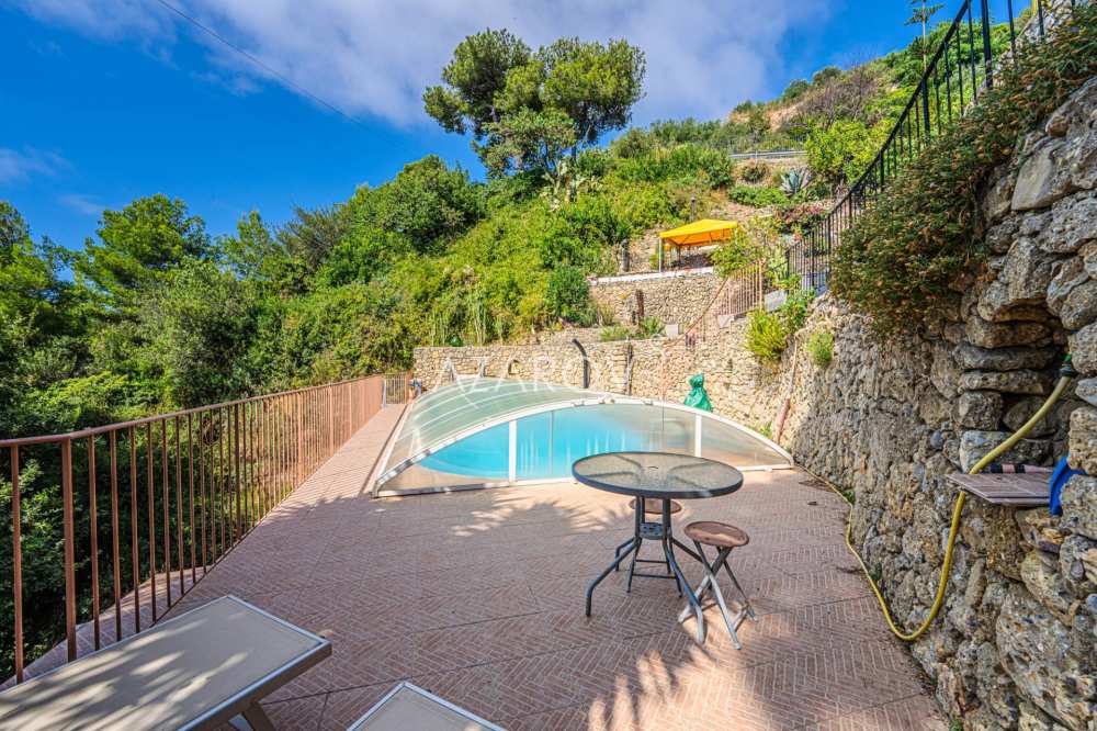 Villa in Ventimiglia zu verkaufen