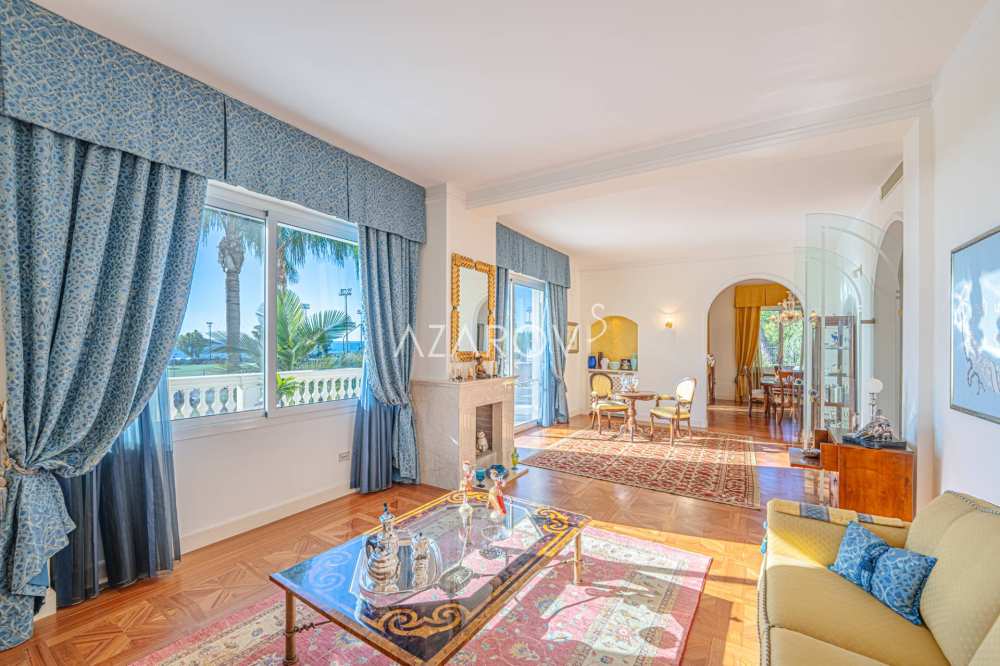 Luksusa villa pie jūras Sanremo